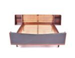 Cama de Casal em Teca por Hans Wegner (04968/06)
