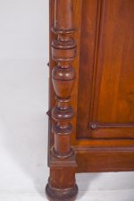 Aparador Estilo Henrique II em Nogueira Maciça séc XX (00808/96) - Image 3