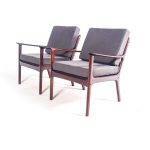 Par de Cadeirões Ole Wanscher (07819/24)