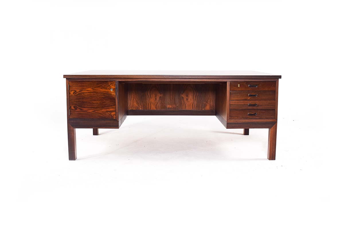 secretaria-07688-1 Secretária de Executivo em Pau-Santo (07677/22) - Image 1