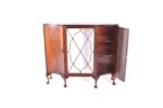 Queen Anne Style Display Cabinet (00590/99) - Image 2